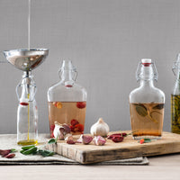 Side view of Fiaschetta Glass Pocket Flask Leak Proof