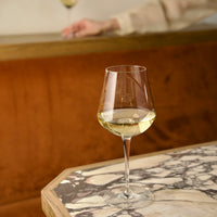 Side view of InAlto Uno 15.75 oz. Medium Wine Glasses (Set of 6)