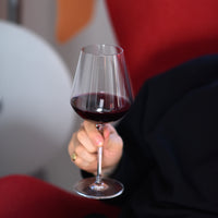 Side view of InAlto Uno 21.5 oz. Extra Large Red Wine Glasses (Set of 6)
