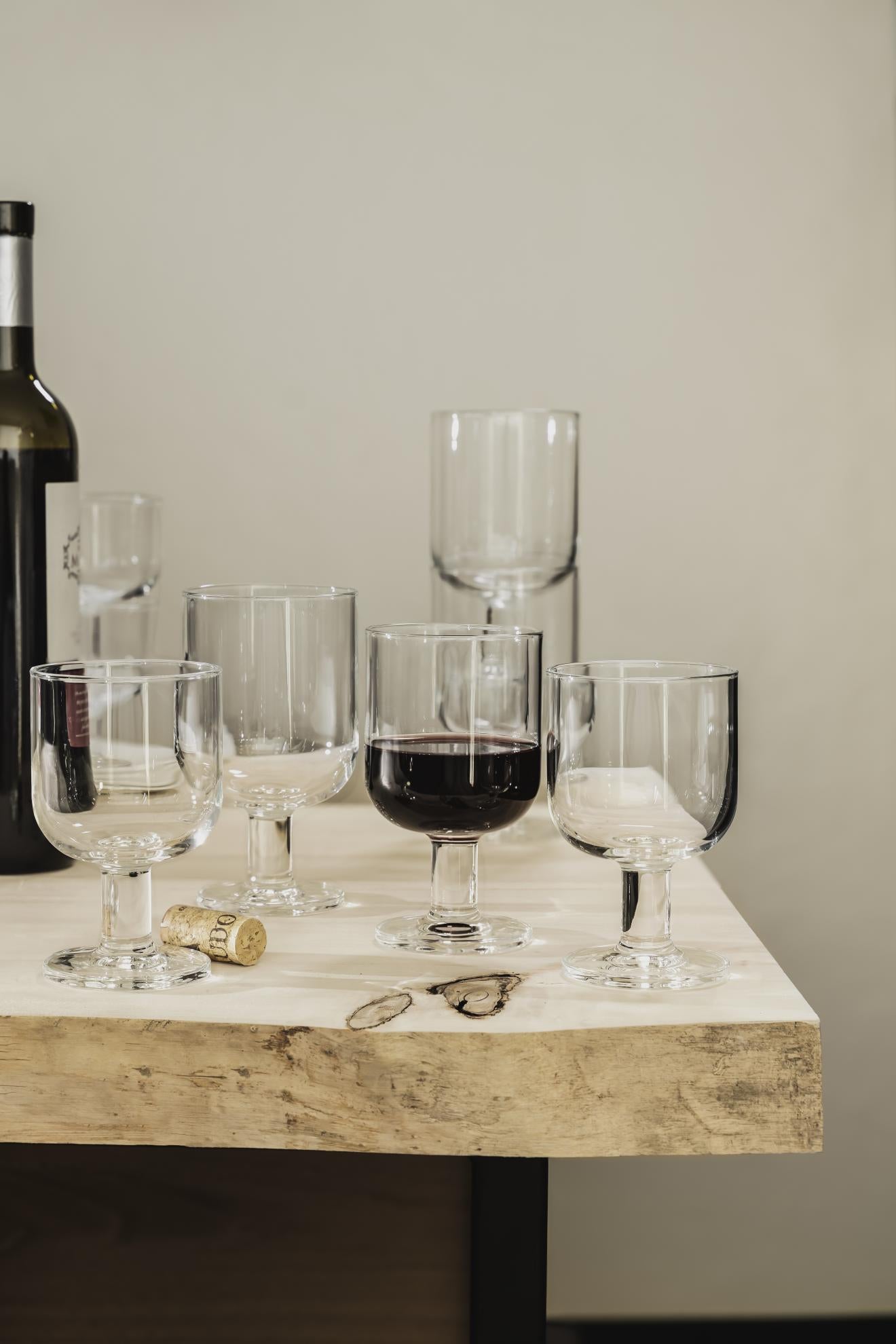 Hosteria Collection