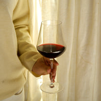 Side view of InAlto Uno 21.5 oz. Extra Large Red Wine Glasses (Set of 6)