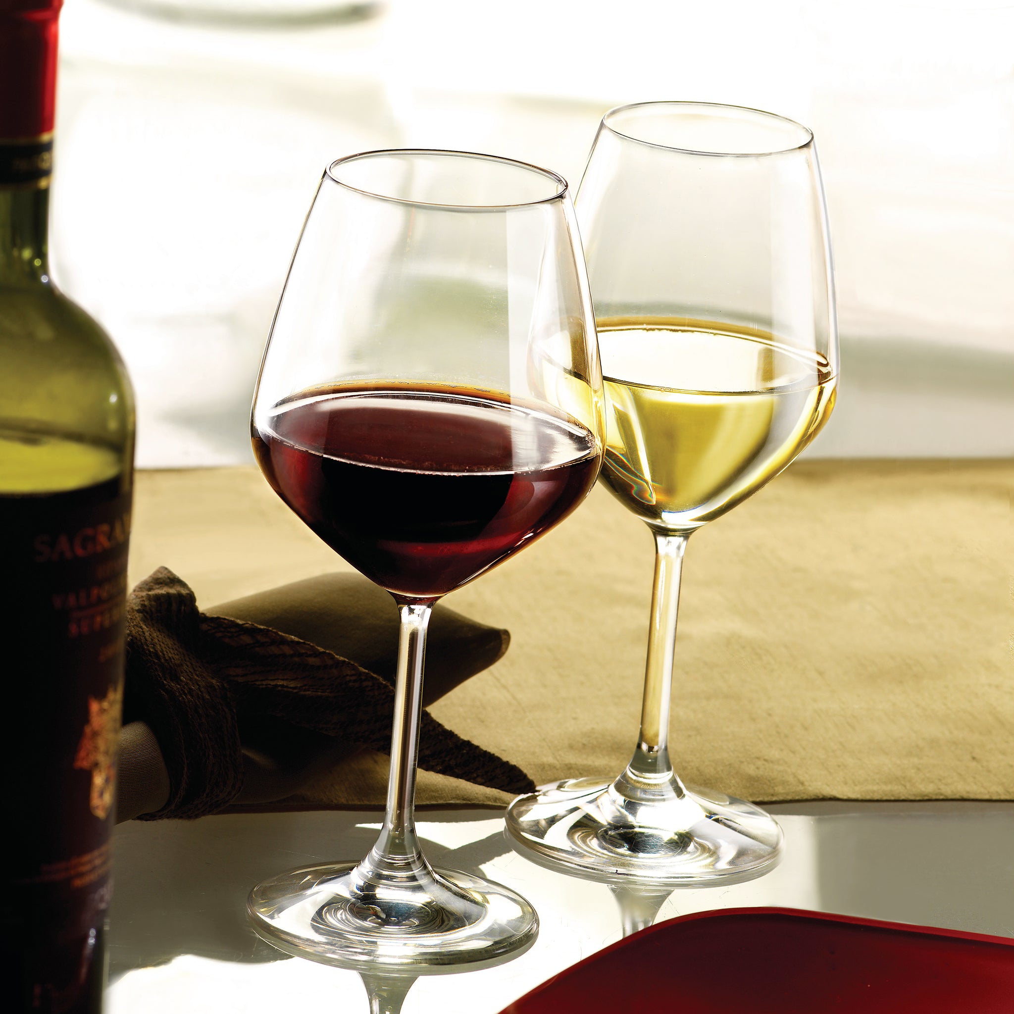 Restaurant  14.75 oz. White Wine Glasses (Set of 4)